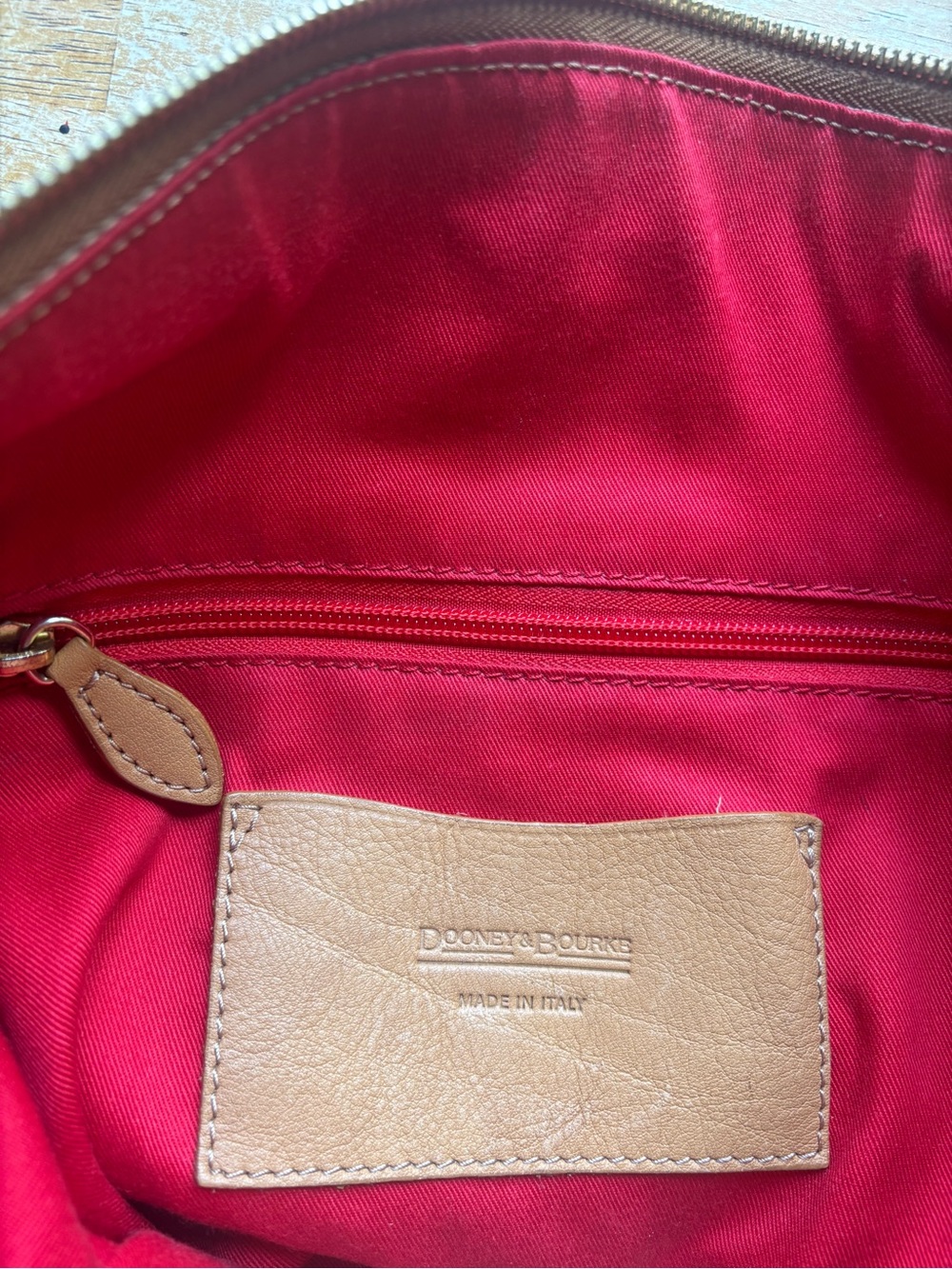 Dooney & Bourke made in Italy Tan Leather Tote - Soft Pebble Grain slouchy Bag - Picture 10 of 16